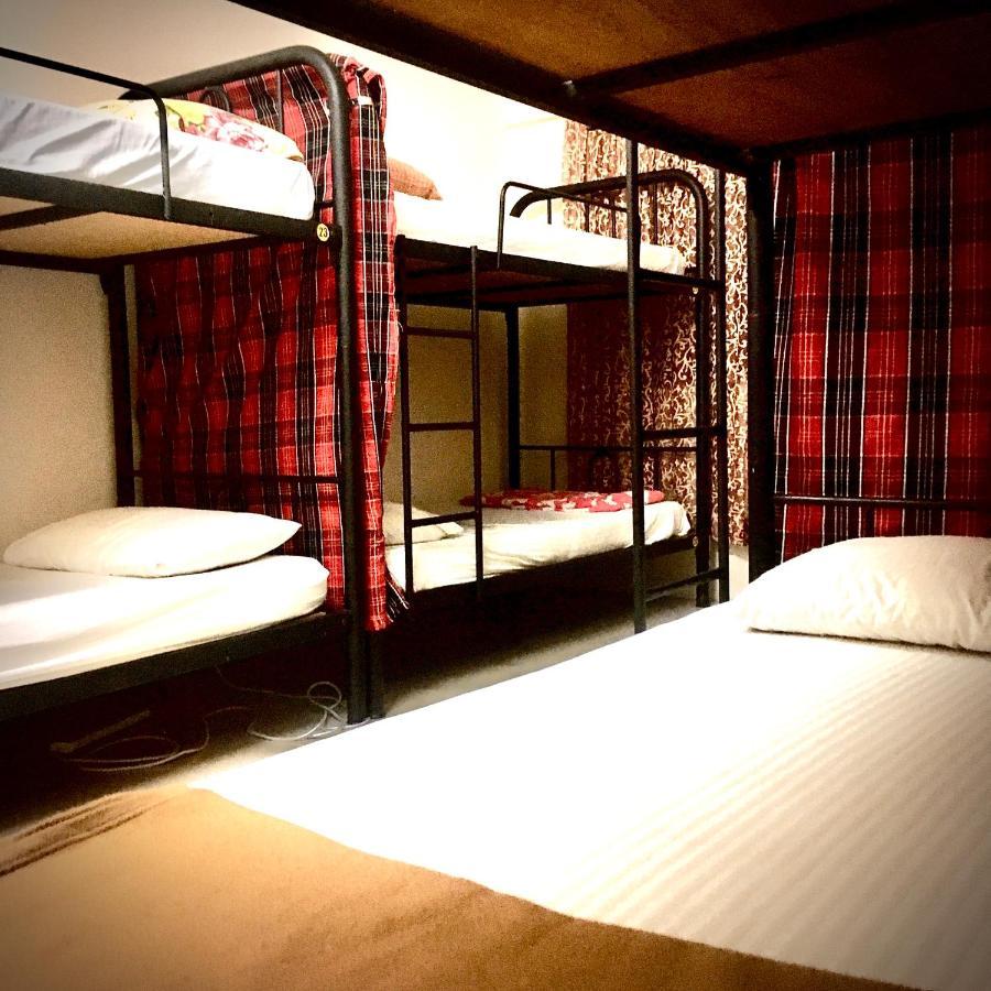 Monkey Mansion Hostel Куала Лумпур Екстериор снимка
